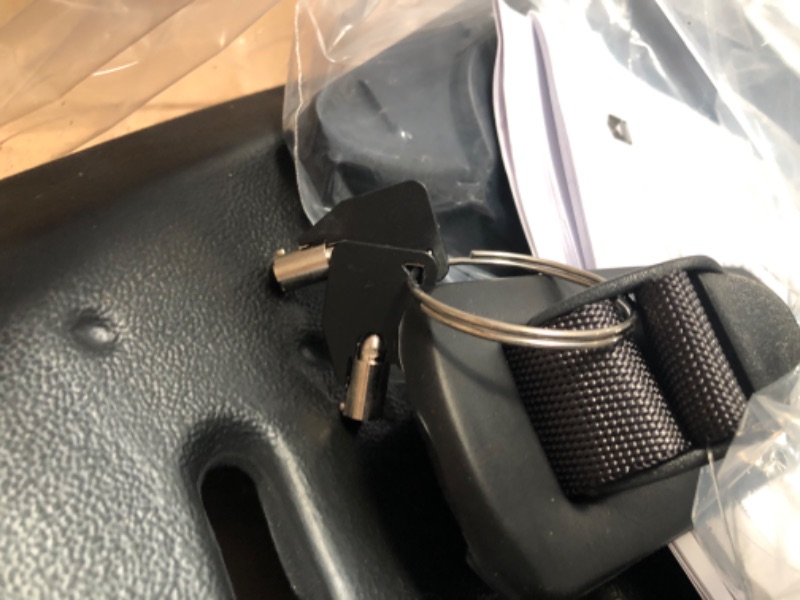 Photo 1 of ***DAMAGED***PARTS ONLY***

Thule Yepp Maxi Child Bike Seat
