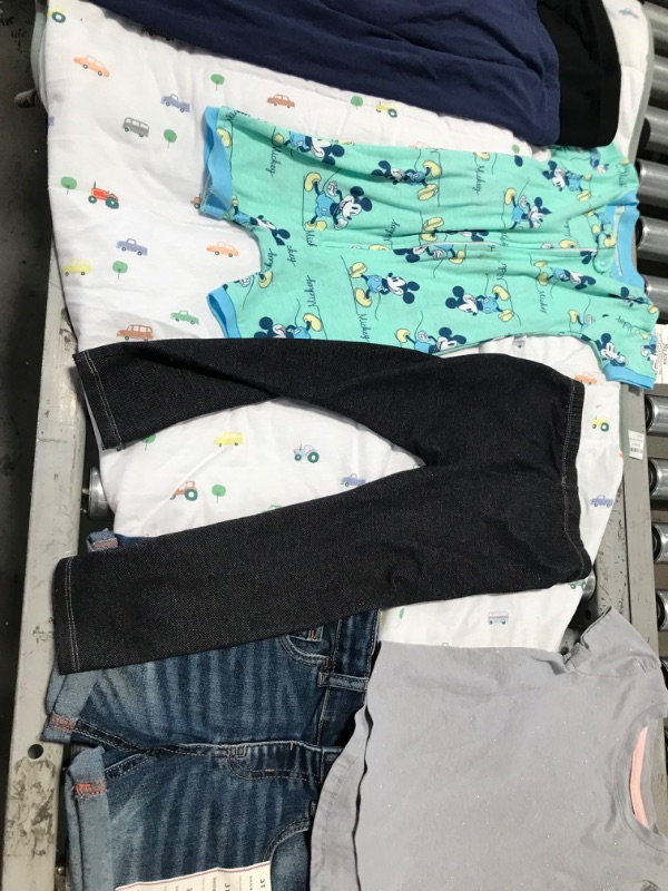 Photo 2 of *** TODDLER CLOTHES BUNDLE***
4T PANTS 4T SHIRT 3 T SHORTS AND 3T MICKEY ONESIE(STAINED)