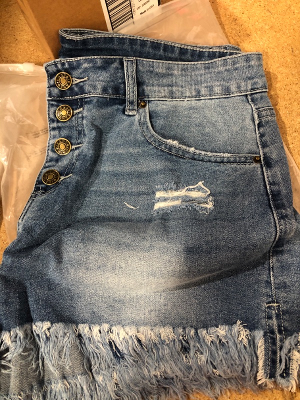 Photo 2 of luvamia Women's Casual Denim Shorts Frayed Raw Hem Ripped Jeans Shorts- size large 