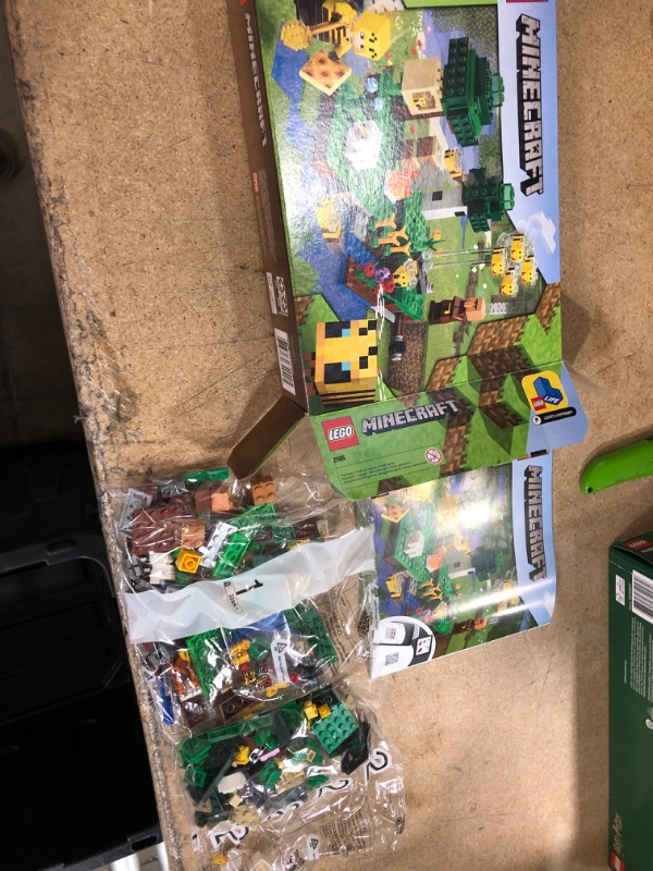 Photo 2 of LEGO Minecraft The Bee Farm 21165 Minecraft Building Action Toy with a Beekeeper, Plus Cool Bee and Sheep Figures, New 2021 (238 Pieces),Multicolor
