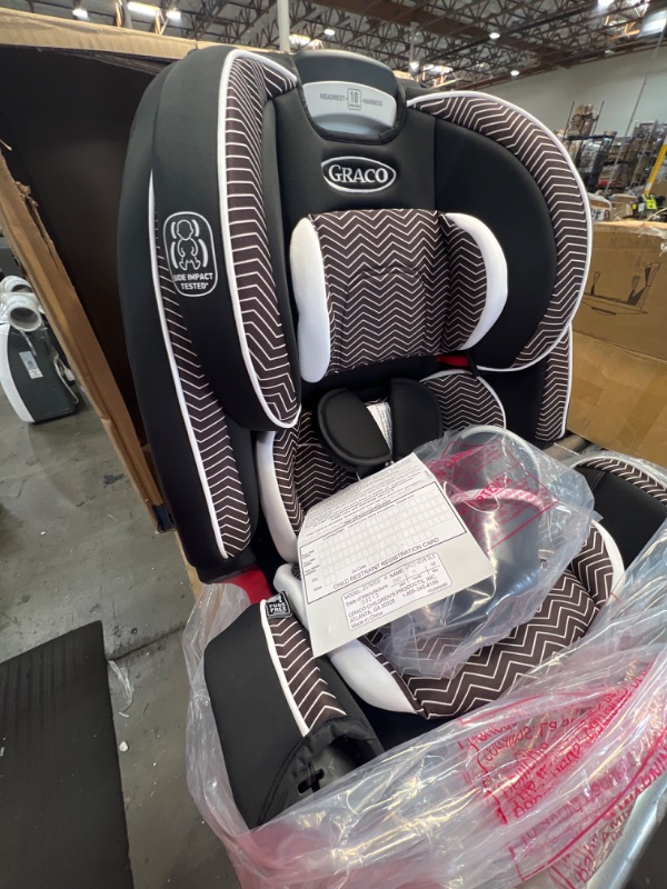 Photo 3 of Graco 4Ever DLX 4 in 1 Car Seat, Infant to Toddler Car Seat, Zagg
