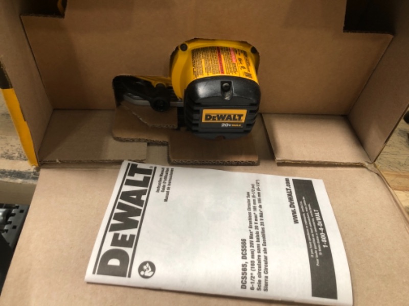 Photo 3 of 20-Volt MAX Cordless Brushless 6-1/2 in. Circular Saw (Tool-Only)
