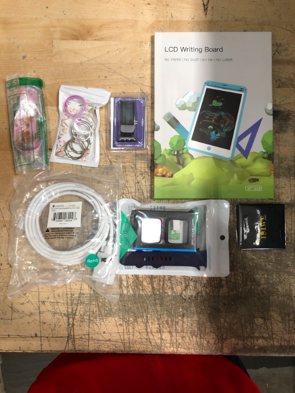 Photo 1 of BUNDLE OF ASSORTED ELECTRONIC ACCESSORIES - PACK OF 7