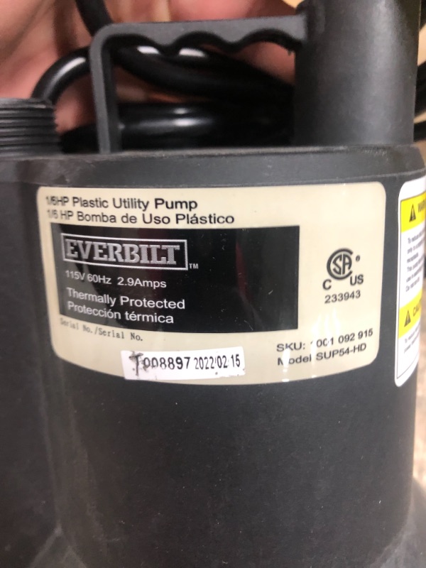 Photo 1 of Everbilt 1/6 HP Plastic Submersible Utility Pump
