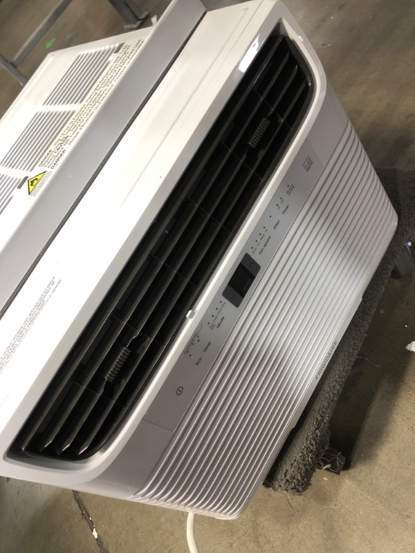 Photo 2 of Frigidaire Window-Mounted Room Air Conditioner, 10,000 BTU, in White**** nonfunctional does not power on Parts Only***