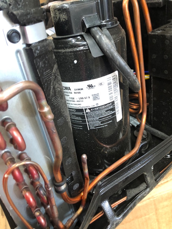 Photo 8 of ***DAMAGED* Dometic Brisk II Rooftop Air Conditioner, 13,500 BTU - Polar White (B57915.XX1C0)
