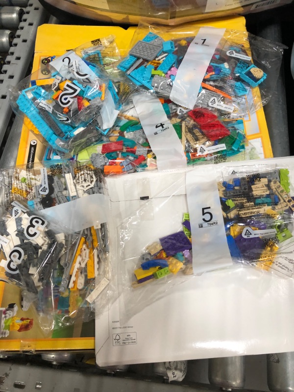 Photo 2 of LEGO LEGO Creator 3in1 Ferris Wheel 31119 Building Kit with Rebuildable Toy Bumper Cars, Boat Swing and 5 Minifigures; New 2021 (1,002 Pieces)
