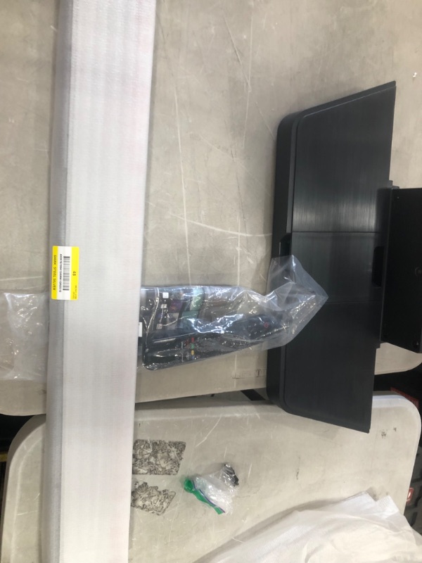 Photo 1 of LG OLED C1 Series 48” Alexa Built-in 4k Smart TV (3840 x 2160), 120Hz Refresh Rate, AI-Powered 4K, Dolby Cinema, WiSA Ready, Gaming Mode (OLED48C1PUB, 2021)
