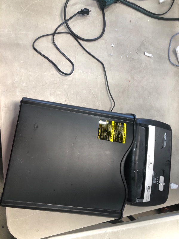 Photo 1 of **JAMMED** Amazon Basics 6-Sheet Cross-Cut Paper and Credit Card Home Office Shredder
