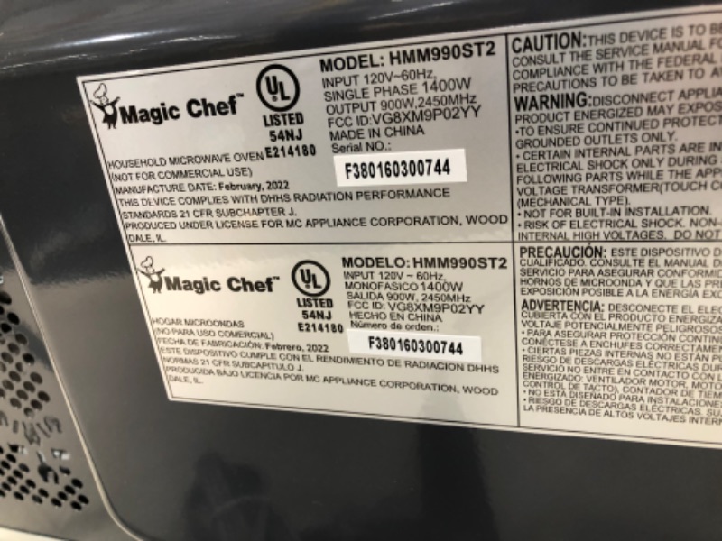 Photo 6 of Magic Chef
0.9 cu. ft. Countertop Microwave in Stainless Steel with Gray Cavity