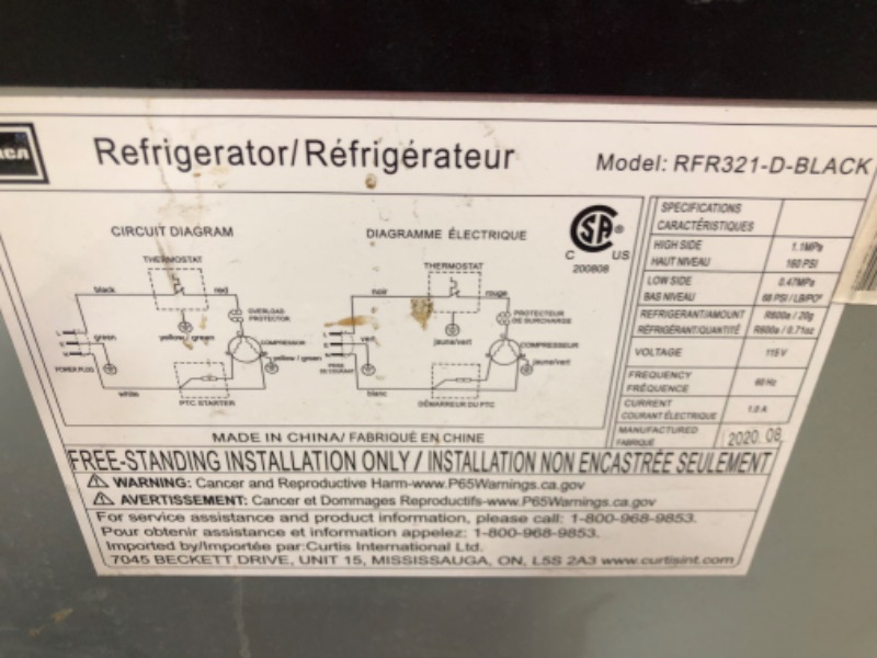 Photo 7 of PARTS ONLY DOES NOT GET COLD 
RCA RFR321-B-Black-COM RFR321-BLACK Mini Refrigerator, 3.2 Cu Ft Fridge, Black, CU.FT
