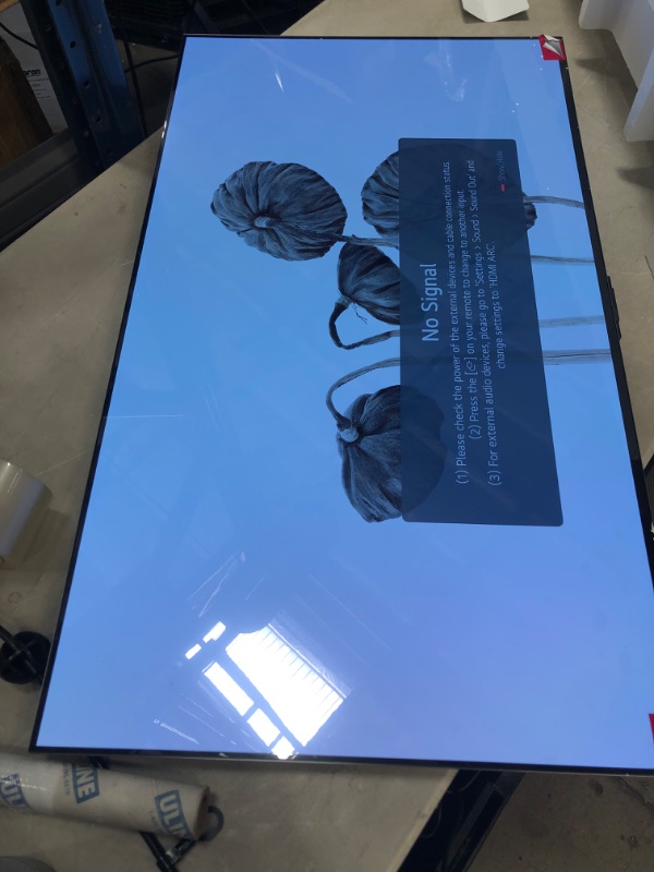 Photo 2 of LG 42-Inch Class OLED evo C2 Series Alexa Built-in 4K Smart TV, 120Hz Refresh Rate, AI-Powered 4K, Dolby Vision IQ and Dolby Atmos, WiSA Ready, Cloud Gaming (OLED42C2PUA, 2022)
