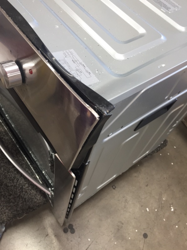 Photo 1 of *Damaged* *Loose glass inside box*
Empava 24XWOA01 24” Electric Single Wall Oven with Basic Broil Bake Functions Mechanical Knobs Control Stainless Steel, WOA01
