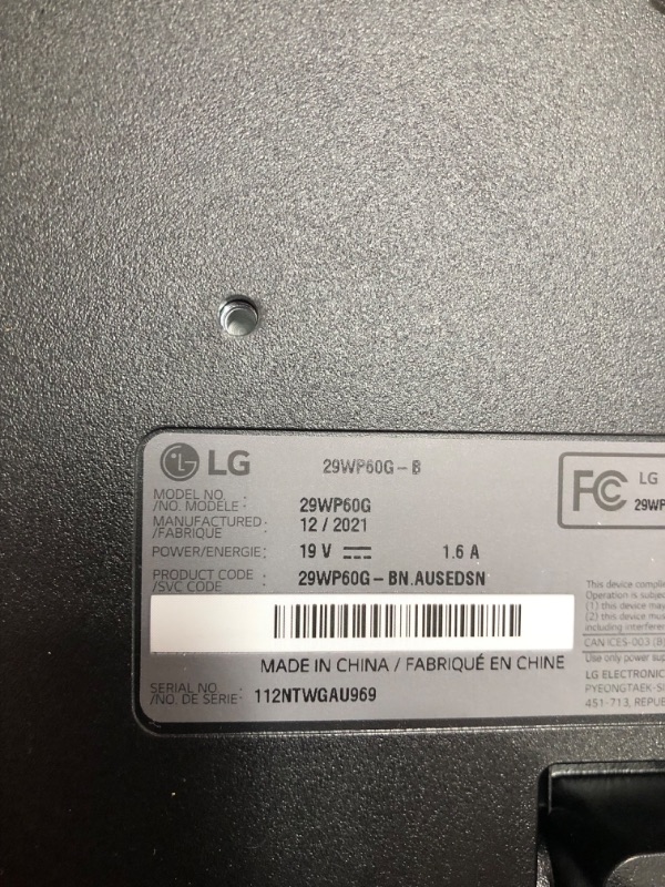 Photo 1 of LG 29WP60G-B UltraWide Monitor 29" 21:9 FHD (2560 x 1080) IPS Display, sRGB 99% Color Gamut, HDR 10, USB Type-C Connectivity, 3-Side Virtually Borderless Display - Black