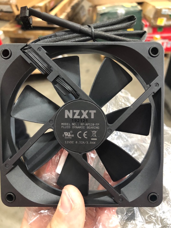 Photo 6 of NZXT Kraken Z73 360mm - RL-KRZ73-01 - AIO RGB CPU Liquid Cooler - Customizable LCD Display - Improved Pump - Powered by CAM V4 - RGB Connector - Aer P 120mm Radiator Fans (3 Included)