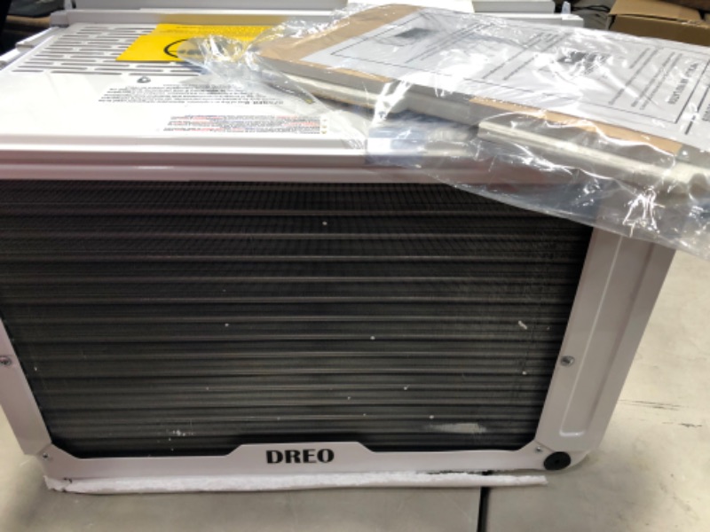 Photo 1 of PARTS ONLY UNABLE TO TEST OUTLET PRONGS ARE BENT 
Dreo Inverter Window Air Conditioner, 8000 BTU AC Unit for Room Bedroom, Easy Installation, 42db Ultra Quiet, 35% Energy Savings, Cools Up to 350 sq ft, White,DR-HAC002