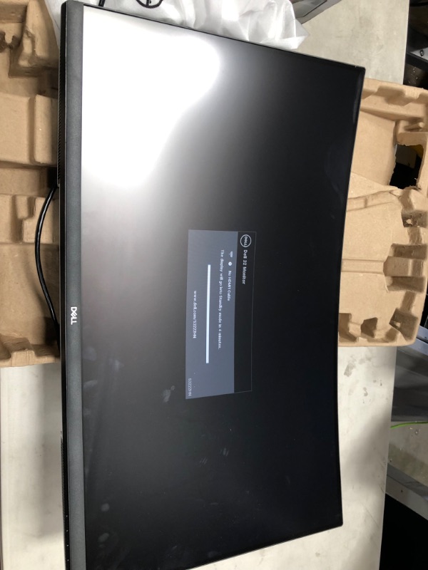 Photo 2 of Dell S3222HN 32-inch FHD 1920 x 1080 at 75Hz Curved Monitor, 1800R Curvature, 8ms Grey-to-Grey Response Time (Normal Mode), 16.7 Million Colors - Black