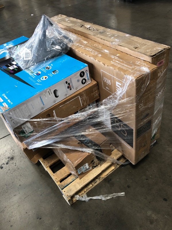 Photo 3 of PALLET OF 9 DAMAGED TVS AND MONITORS, NO REFUNDS OR RETURNS
