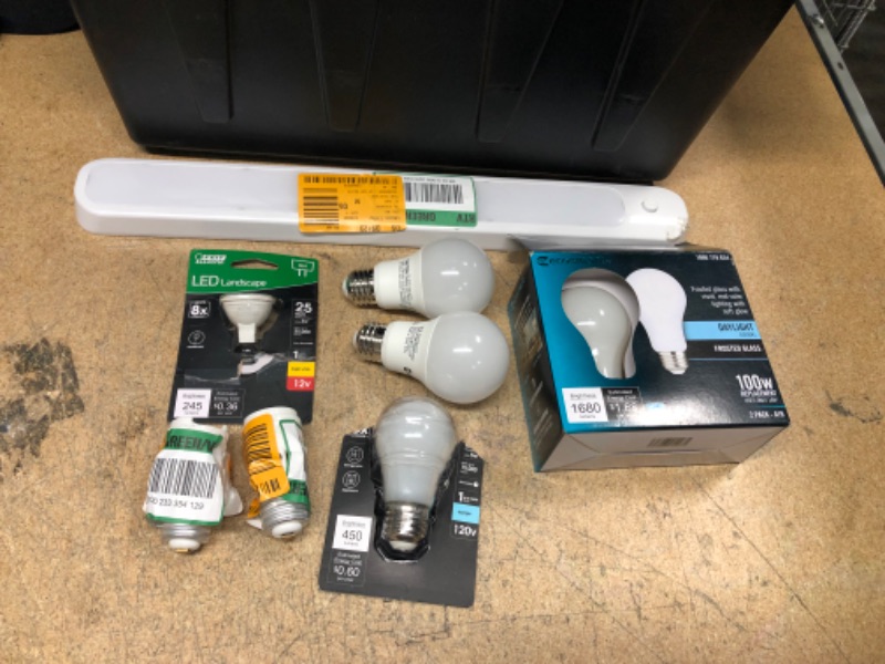 Photo 1 of Home Goods Bundle 
LED Lights 5W, 25W,100W, 85W, 18 Inch White Bar Light 