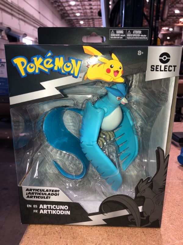 Photo 2 of Pokemon Articuno, Super-Articulated 6in Figure




