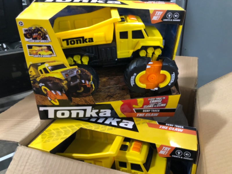 Photo 3 of 2ct  Tonka The CLAW Lights & Sounds Dump Truck