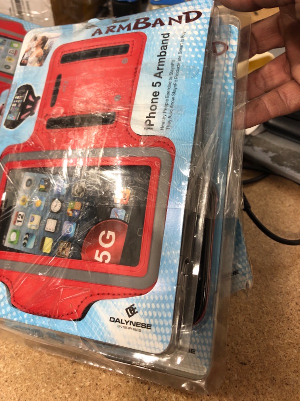 Photo 1 of 4CT  iPhone 5 Armband for Running, Cycling & Gym Workouts. RED