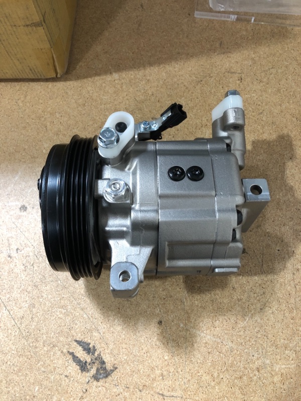 Photo 1 of ac compressor 63r4-1 no mkae, no model.