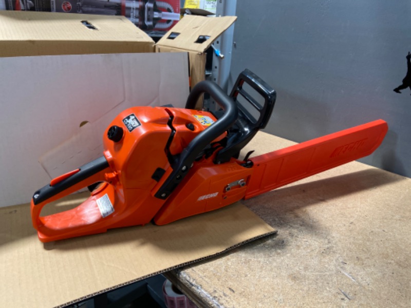 Photo 5 of 20 in. 59.8 cc Gas 2-Stroke Cycle Chainsaw
