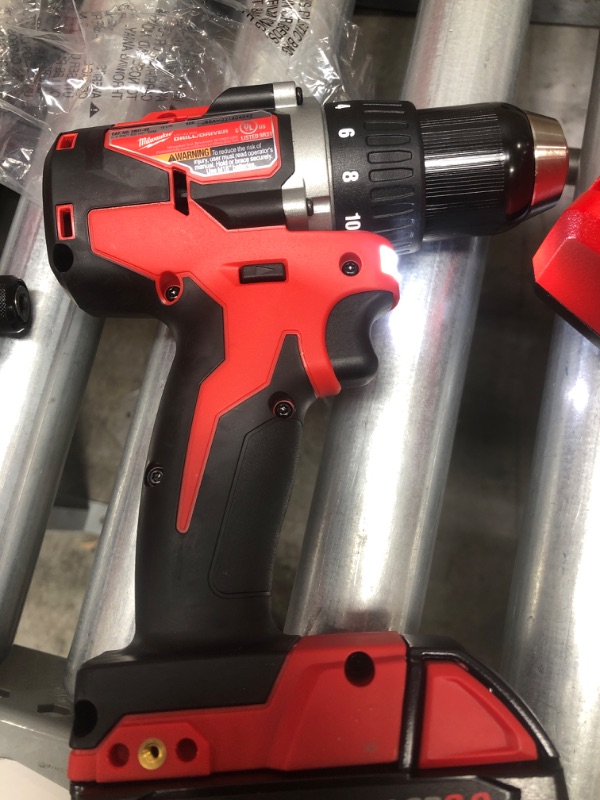 Photo 5 of 
Milwaukee
M18 18V Lithium-Ion Brushless Cordless Compact Drill/Impact Combo Kit (2-Tool) W/ (2) 2.0Ah Batteries, Charger & Bag