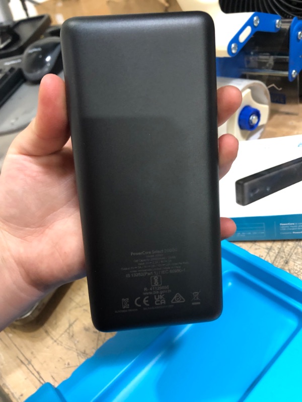 Photo 2 of Anker PowerCore Select 20000mAh

