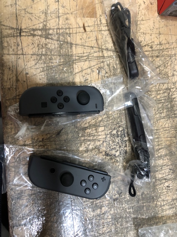 Photo 2 of Nintendo Joy-Con (L)/(R) - Gray for Nintendo Switch
