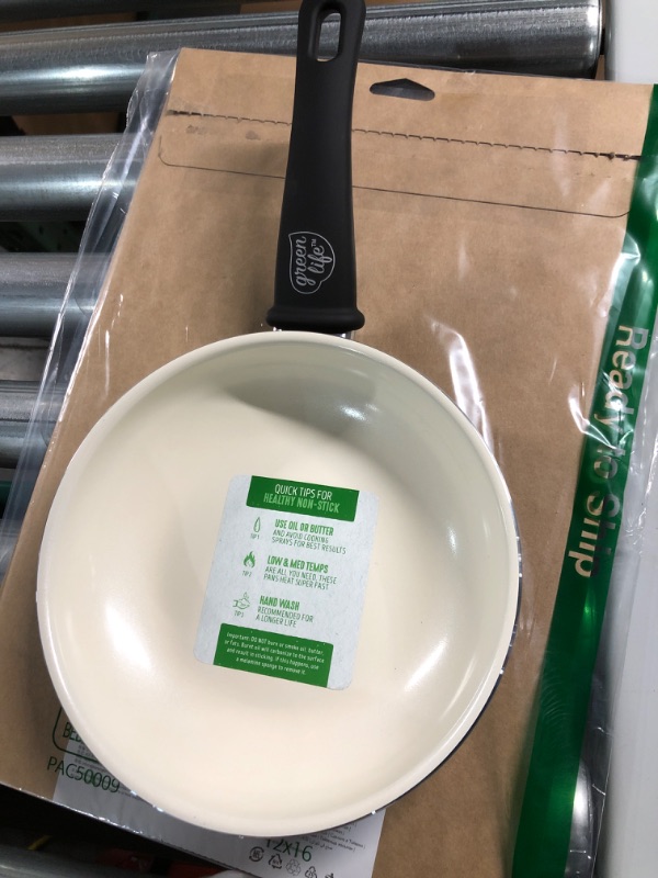 Photo 1 of 8 inch ceramic frying pan