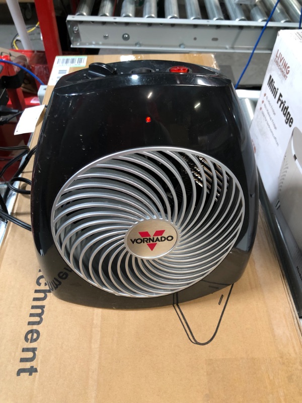 Photo 2 of **USED** TESTED AND WORKS** Vornado MVH Vortex Heater with 3 Heat Settings Black 9.2"D x 10.4"W x 10.6"H
