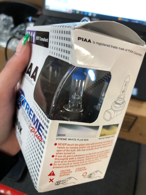 Photo 3 of *NEW* PIAA H11 Style Xtreme White 55=110-Watt Bulb - Twin Pack