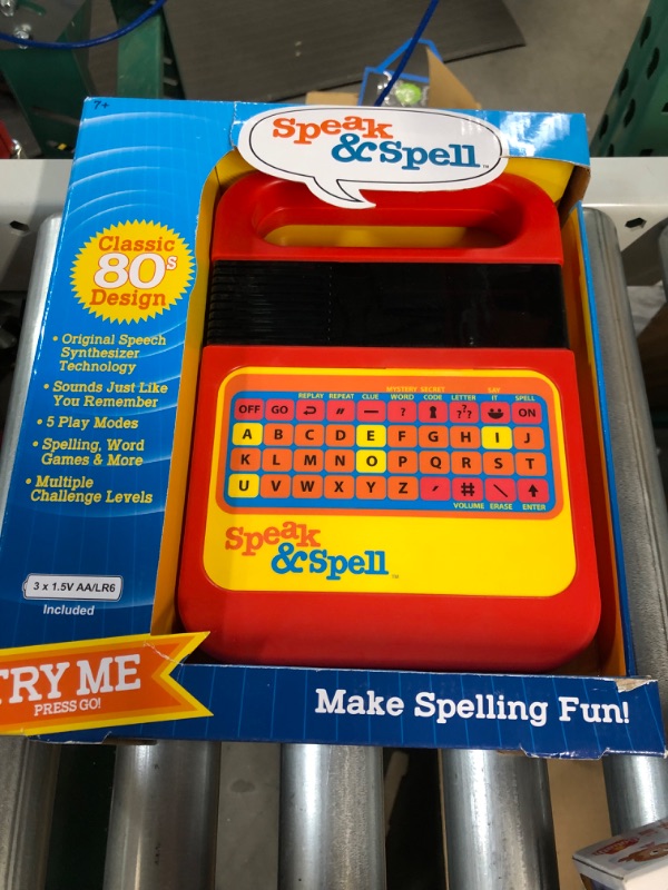 Photo 2 of Basic Fun Speak & Spell Electronic Game