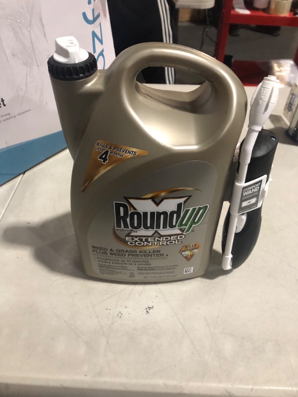 Photo 2 of *1 BOTTLE* Roundup  Weed Preventer Control Weed & Grass Killer Plus, 1.1 GAL,