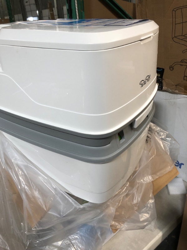 Photo 2 of Thetford PORTA POTTI 365 PISTON 4/5.5G, White, One Size