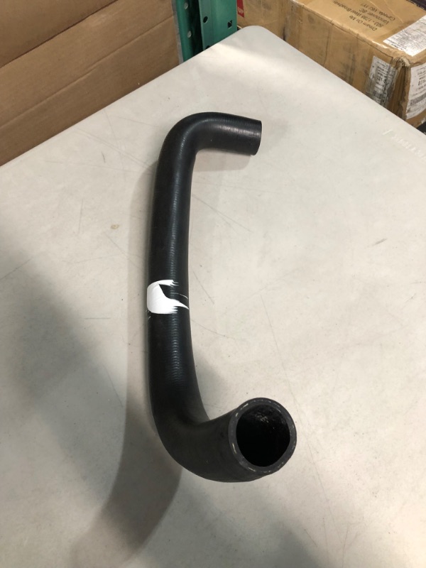 Photo 2 of Continental 62614 Molded Radiator Hose