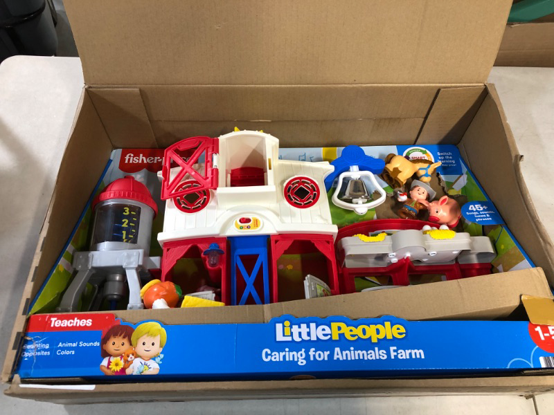 Photo 2 of Fisher-Price Little People Farm Toy, Toddler Playset 