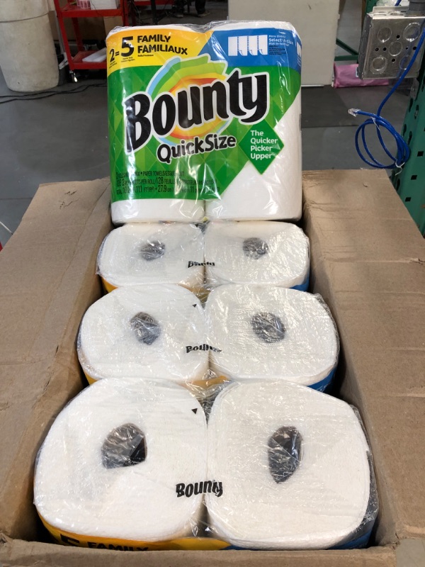 Photo 2 of Bounty Quick Size Paper Towels, White, 4 Packs Of 2 Family Rolls = 8 Family Rolls 128 Count