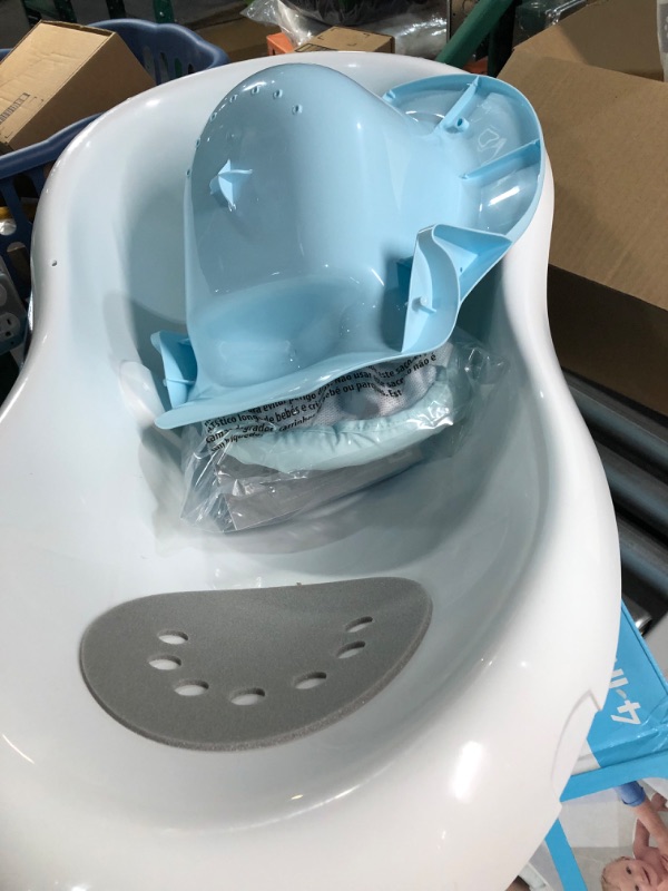 Photo 1 of Fisher-Price 4-In-1 Sling 'N Seat Bath Tub, Pacific Pebble, Baby To Toddler Convertible Tub With Seat And Toys