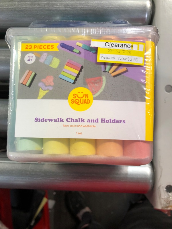 Photo 1 of 20pc Chalk Set &#38; Bucket with 2 Holders - Sun Squad&#8482;