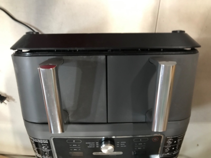 Photo 3 of ***SEE NOTES***  Ninja DZ401 Foodi 10 Quart 6-in-1 DualZone XL 2-Basket Air Fryer with 2 Independent Frying Baskets