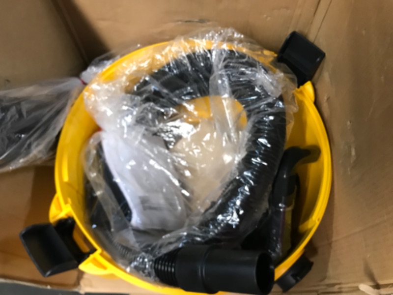 Photo 2 of *PARTS ONLY*
DEWALT DXV09P 9 gallon Poly Wet/Dry Vac, Yellow