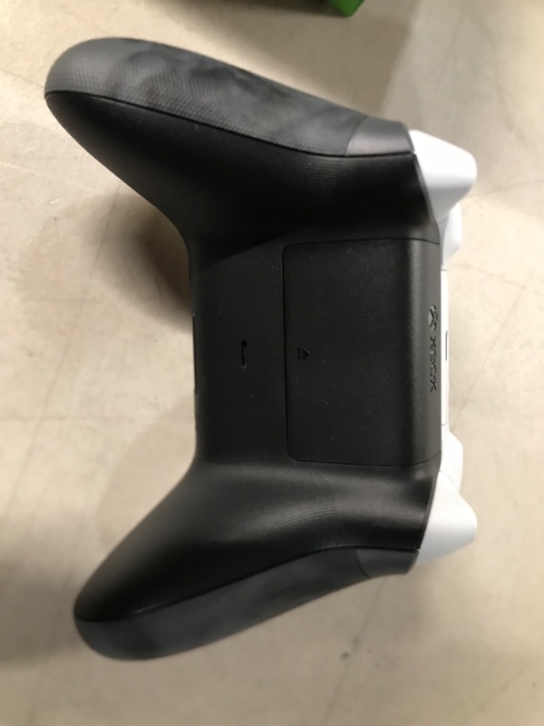 Photo 1 of *USED* Xbox Wireless Controller – Lunar Shift Special Edition for Xbox Series X|S, Xbox One, and Windows Devices