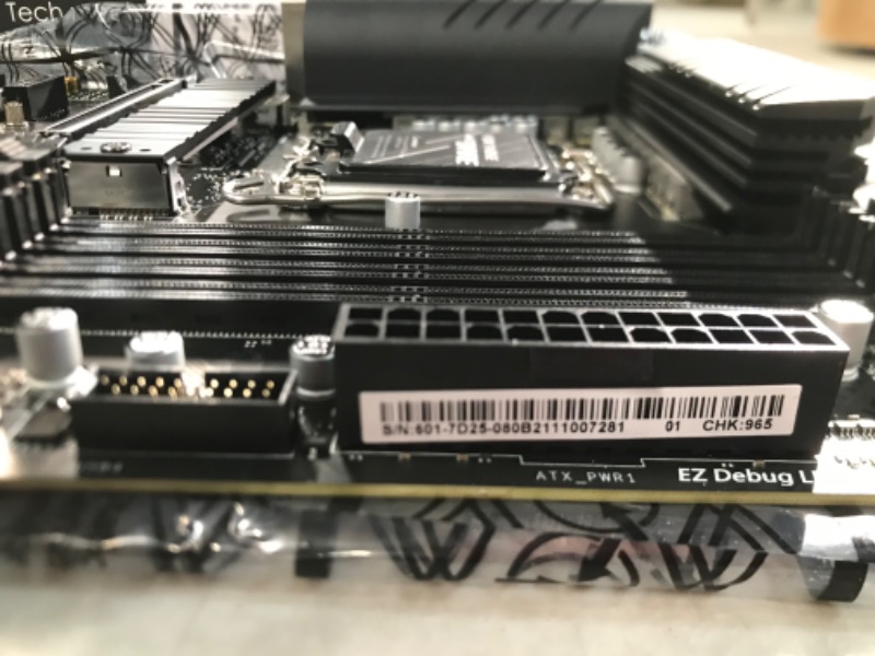 Photo 1 of MSI PRO Z690-A ProSeries Motherboard (ATX, 12th Gen Intel Core, LGA 1700 Socket, DDR5, USB 3.2 Gen 2, PCIe 5, 2.5G LAN, M.2 Slots)