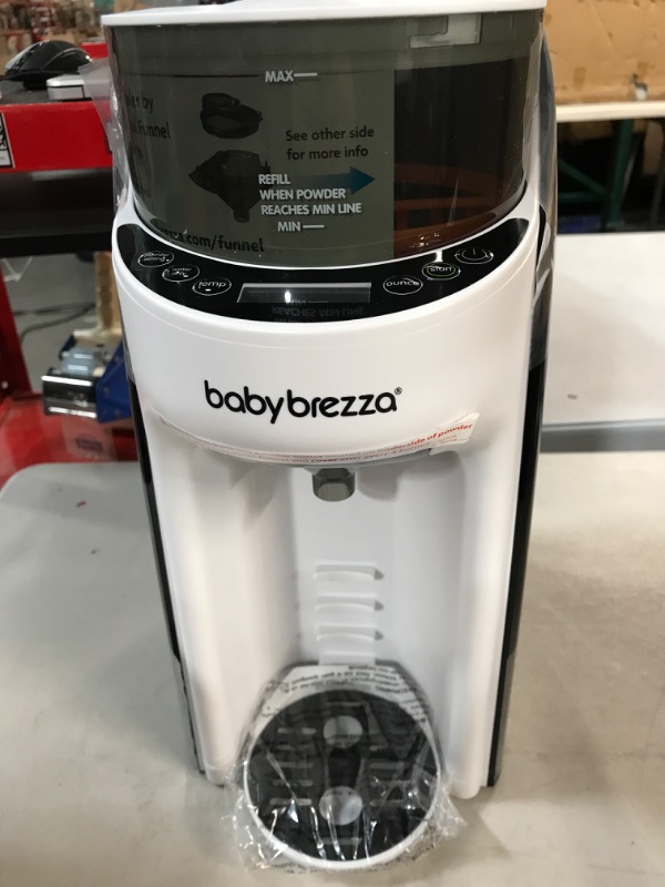 Photo 3 of Baby Brezza Formula Maker