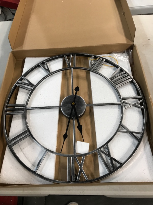 Photo 2 of PARTS ONLY****
Large Modern Metal Wall Clock