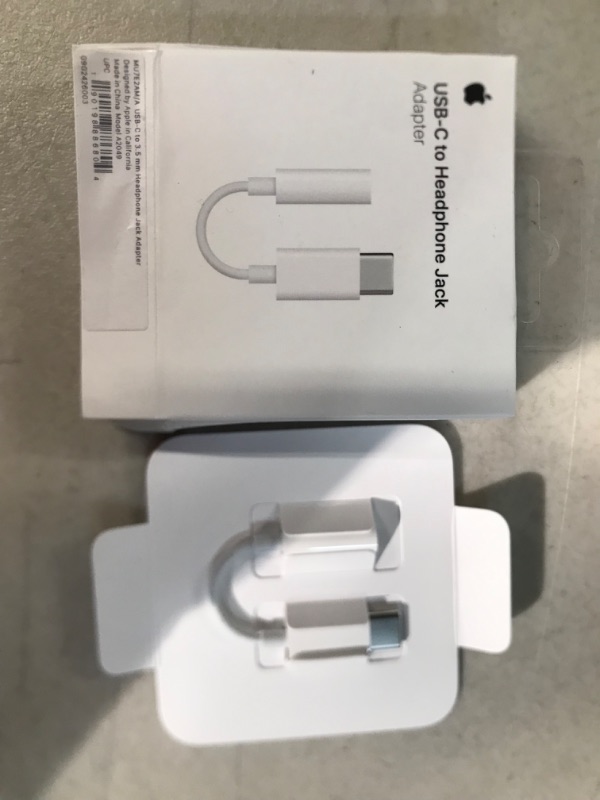 Photo 3 of apple cables bundle