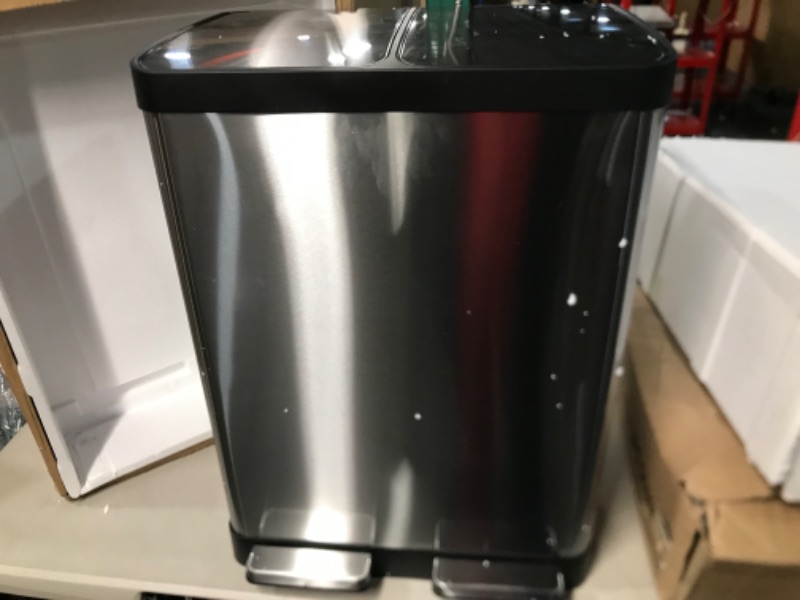 Photo 5 of [DAMAGE] iTouchless SoftStep 16 Gallon Kitchen Trash Can & Recycle Bin